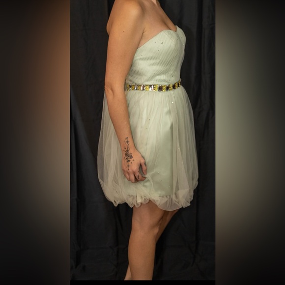 Tinkerbell prom dress - Picture 2 of 3